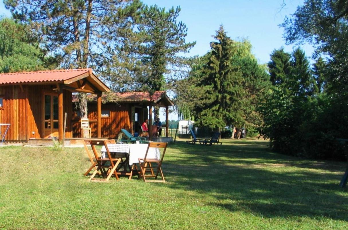 Hotel Camping Clicochic Au Clair Ruisseau à Gerstheim Extérieur photo